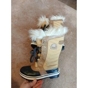 Sorel Kids Girls Arctic Boots Beige Black 2